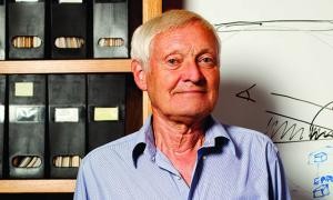 Professor Joachim Frank